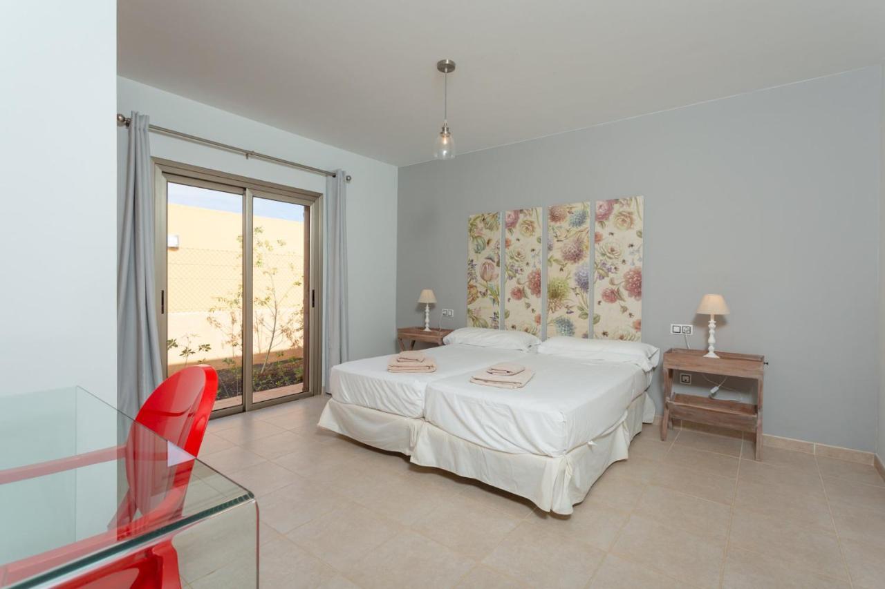 Villa Oceano อันติกัว ภายนอก รูปภาพ