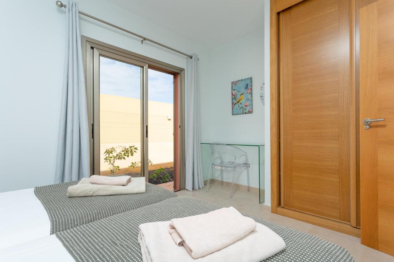 Villa Oceano อันติกัว ภายนอก รูปภาพ